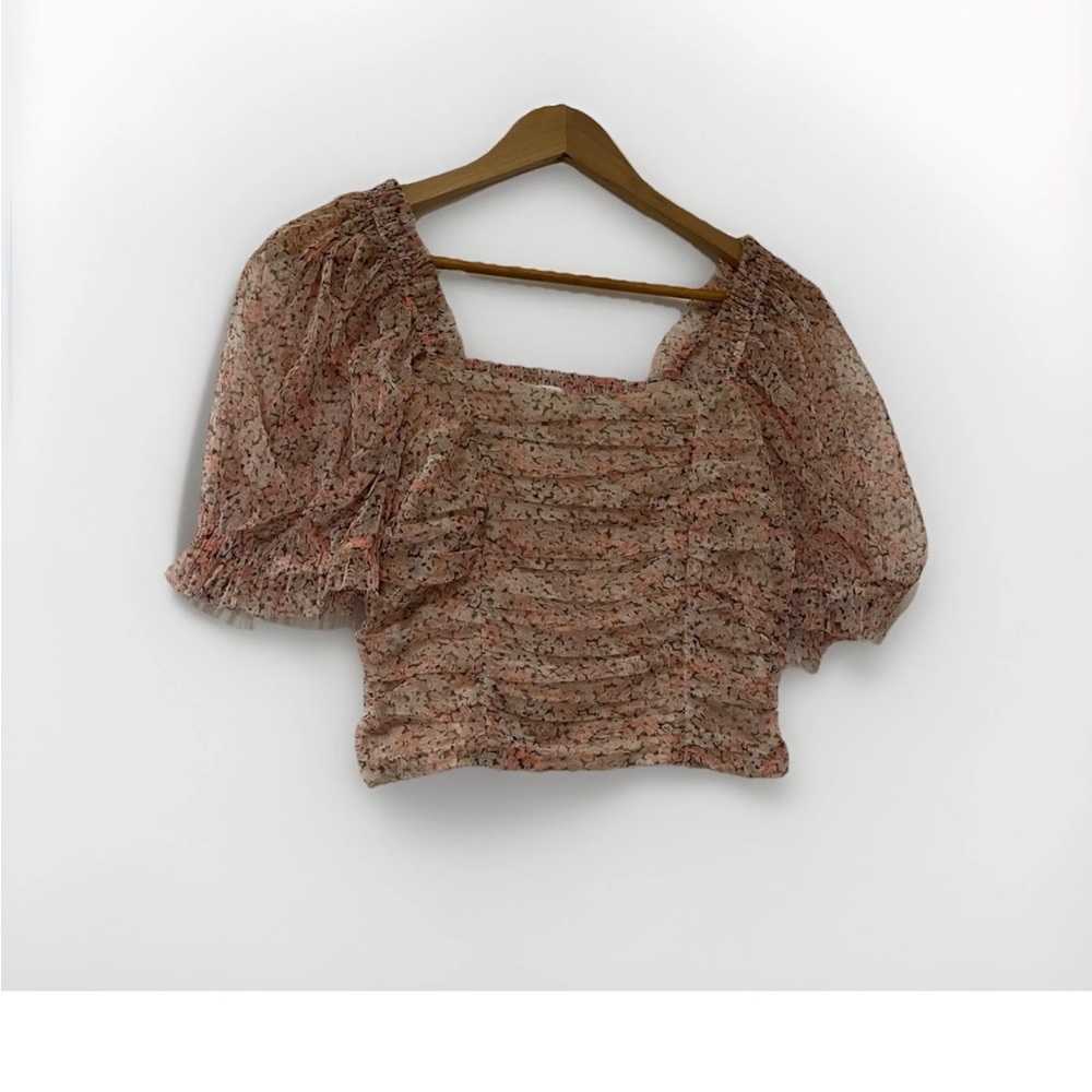 H&M Crop Top Pink Floral Short Puff Sleeves, Ruched Front, square neckline Small